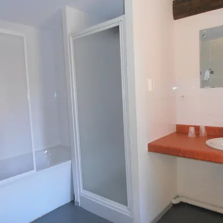 Hotel Le Pavillon Des Hotes 2*